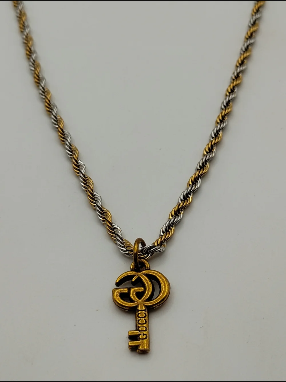 Gucci Key Pendant On A Two Tone Rope Necklace - Picture 2 of 7